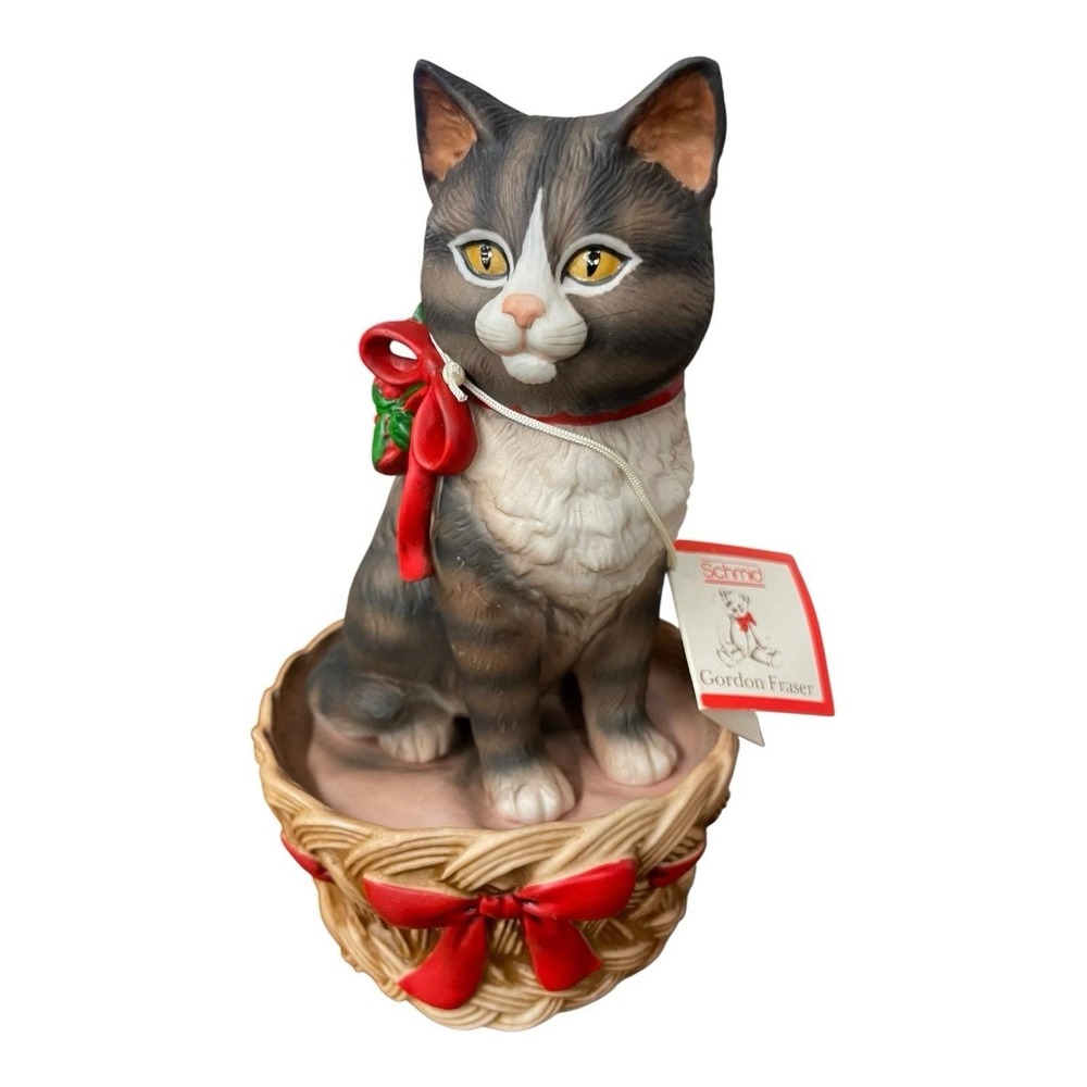 Schmid‎ Music Box Cat Basket Poinsettia Christmas Ribbon 1983 Gordon Fraser
